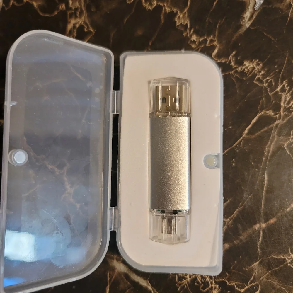 Photo stick for USB one end type B on the other